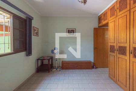 Quarto 1 de casa à venda com 3 quartos, 210m² em Vila Ré, São Paulo