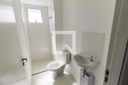 Banheiro de apartamento para alugar com 2 quartos, 32m² em Vila Plana, São Paulo