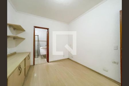 Suíte de casa à venda com 3 quartos, 250m² em Jaguaribe, Osasco