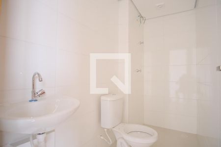 Banheiro de kitnet/studio à venda com 1 quarto, 24m² em Vila Carrão, São Paulo