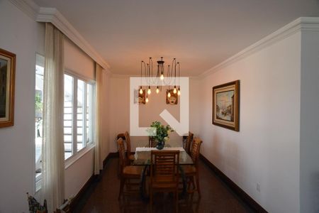 Sala de casa de condomínio à venda com 5 quartos, 550m² em Barra da Tijuca, Rio de Janeiro