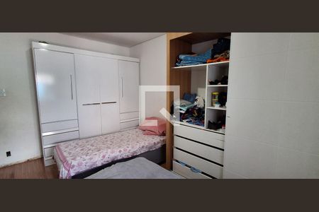 Quarto  de casa à venda com 4 quartos, 423m² em Vila Palmares, São Bernardo do Campo