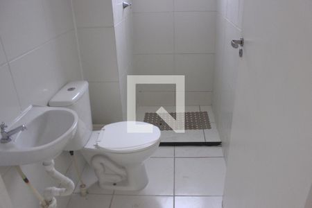 Banheiro de apartamento para alugar com 2 quartos, 43m² em Vila Nova Bonsucesso, Guarulhos