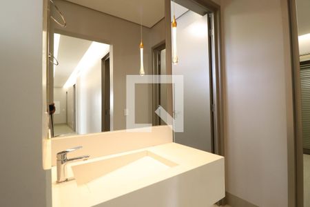 Casa de Condomínio para alugar com 4 quartos, 230m² em Granja Marileusa, Uberlândia