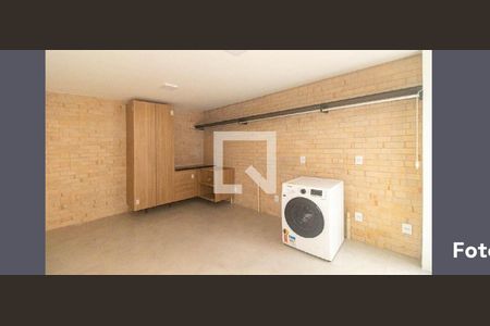 Área comum de kitnet/studio para alugar com 1 quarto, 29m² em Independência, Porto Alegre