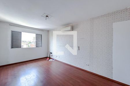 Suite de casa à venda com 4 quartos, 196m² em Vila Brasilina, São Paulo
