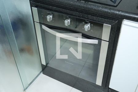 Cozinha de apartamento para alugar com 2 quartos, 55m² em Jardim Sabiá, Cotia