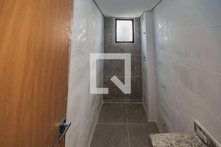 Banheiro Social de apartamento à venda com 2 quartos, 55m² em Serrano, Belo Horizonte
