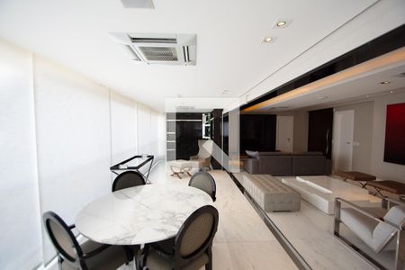 sala de estar de apartamento à venda com 3 quartos, 233m² em Paraíso, São Paulo