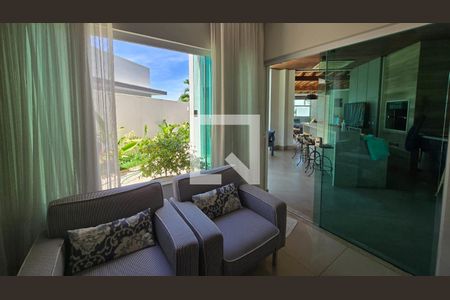 Sala de casa de condomínio para alugar com 5 quartos, 292m² em Aclimação, Uberlândia