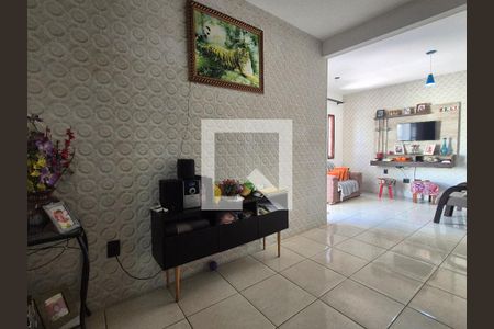 Sala de casa de condomínio para alugar com 2 quartos, 85m² em Vargem Pequena, Rio de Janeiro