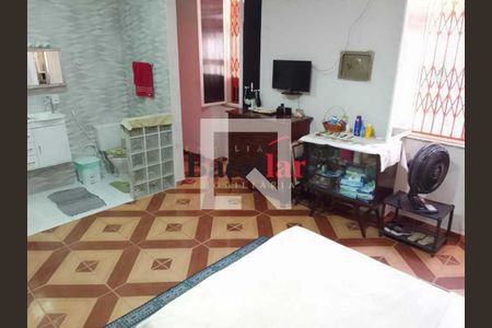 Casa à venda com 3 quartos, 120m² em Santo Cristo, Rio de Janeiro