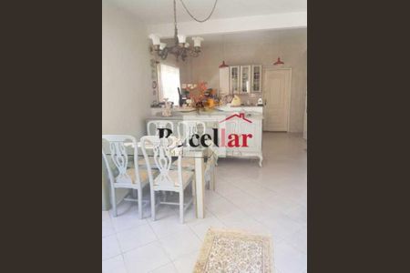 Casa de Condomínio à venda com 4 quartos, 327m² em Vargem Pequena, Rio de Janeiro