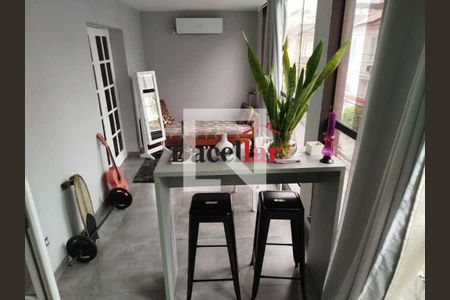 Casa à venda com 3 quartos, 240m² em Tijuca, Rio de Janeiro
