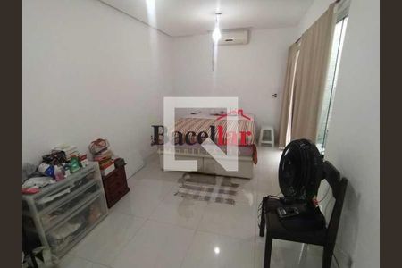 Casa à venda com 3 quartos, 200m² em Vila Isabel, Rio de Janeiro