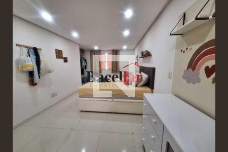 Casa à venda com 3 quartos, 200m² em Vila Isabel, Rio de Janeiro