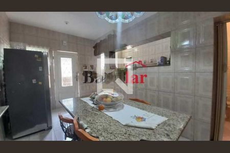 Casa à venda com 3 quartos, 240m² em Vila Isabel, Rio de Janeiro