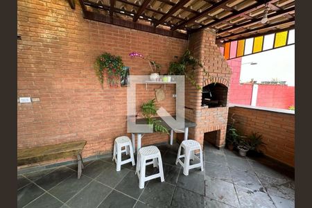 Casa à venda com 4 quartos, 250m² em Jardim Sao Luiz, São Paulo