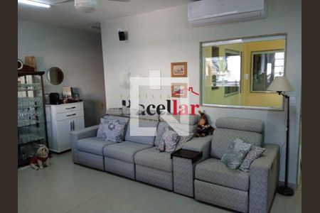 Casa à venda com 4 quartos, 180m² em Andaraí, Rio de Janeiro