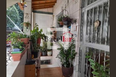 Casa à venda com 2 quartos, 90m² em Benfica, Rio de Janeiro