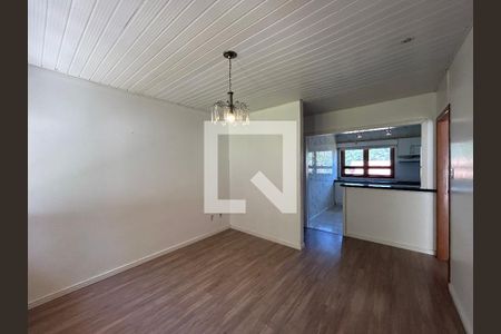 Sala de casa à venda com 2 quartos, 300m² em São Jorge, Novo Hamburgo
