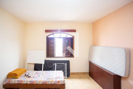 Quarto 1 de casa à venda com 5 quartos, 188m² em Taboão, Diadema