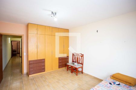 Quarto 1 de casa à venda com 5 quartos, 188m² em Taboão, Diadema