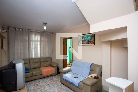 Sala de casa à venda com 5 quartos, 188m² em Taboão, Diadema