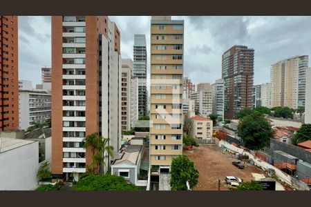 Vista da Sala de apartamento à venda com 2 quartos, 86m² em Pinheiros, São Paulo