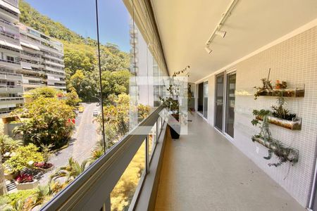 VARANDA de apartamento à venda com 3 quartos, 170m² em Leblon, Rio de Janeiro