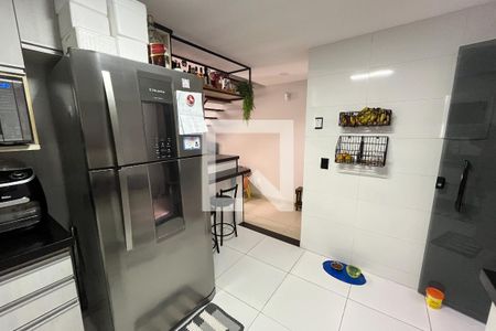 Cozinha de casa de condomínio à venda com 2 quartos, 101m² em Tauá, Rio de Janeiro