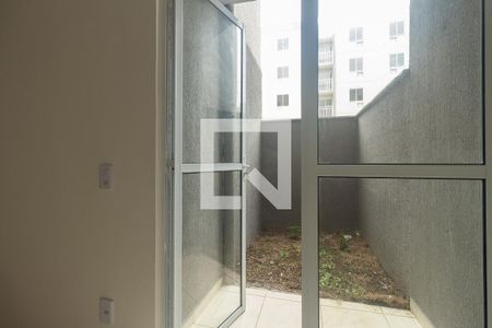 Vista da Sala/Cozinha de apartamento para alugar com 2 quartos, 48m² em Guaratiba, Rio de Janeiro