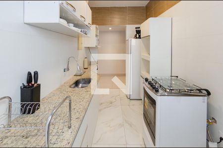 Cozinha de apartamento à venda com 2 quartos, 80m² em Sion, Belo Horizonte