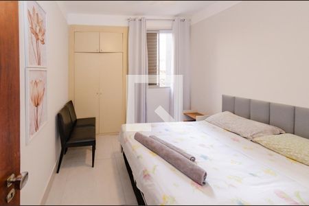 Quarto de apartamento para alugar com 2 quartos, 80m² em Sion, Belo Horizonte