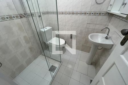 Banheiro de casa à venda com 2 quartos, 50m² em Portuguesa, Rio de Janeiro