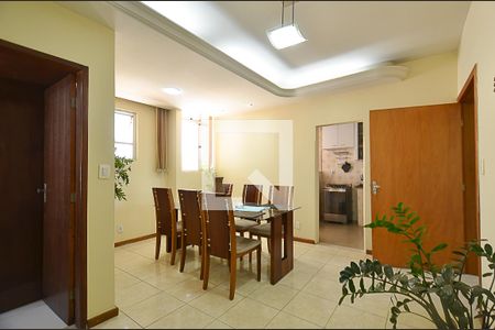 Sala de jantar de apartamento à venda com 3 quartos, 90m² em Cidade Nova, Belo Horizonte
