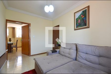 Sala de estar de apartamento à venda com 3 quartos, 90m² em Cidade Nova, Belo Horizonte