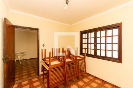 Quarto 1 de casa para alugar com 3 quartos, 400m² em Vila Lúcia, São Paulo