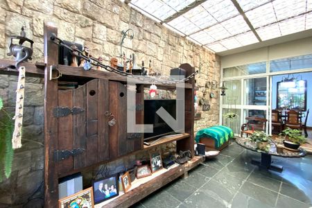 Varanda da Sala de casa à venda com 3 quartos, 249m² em Vila Paris, Belo Horizonte