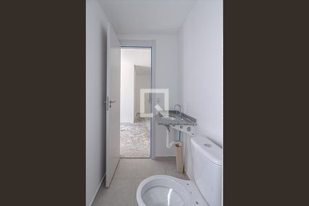 banheiro social_4 de apartamento à venda com 2 quartos, 47m² em Ipiranga, São Paulo