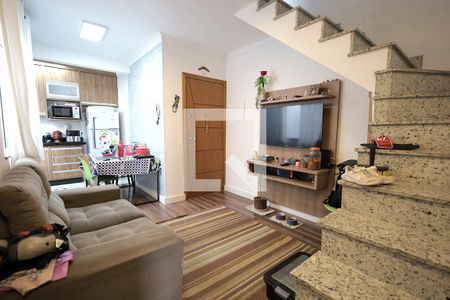 Sala de apartamento à venda com 2 quartos, 90m² em Vila Aquilino, Santo André