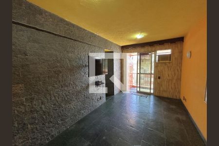 Sala de apartamento para alugar com 2 quartos, 65m² em Praça Seca, Rio de Janeiro