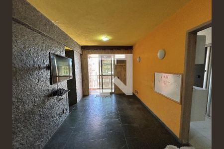 Sala de apartamento para alugar com 2 quartos, 65m² em Praça Seca, Rio de Janeiro