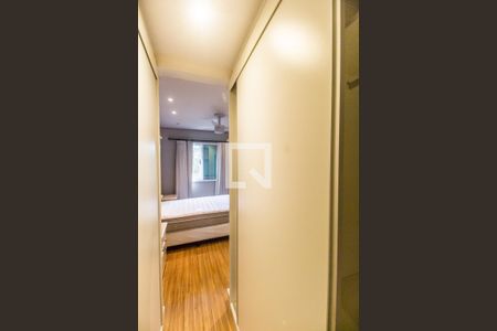 Apartamento à venda com 98m², 2 quartos e 2 vagasCloset da suíte