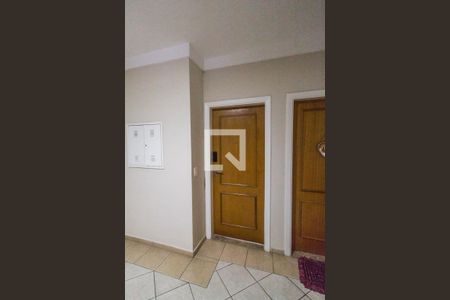 Apartamento à venda com 98m², 2 quartos e 2 vagasEntrada