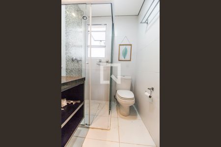 Apartamento à venda com 98m², 2 quartos e 2 vagasBanheiro da Suíte
