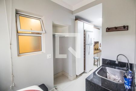 Apartamento à venda com 98m², 2 quartos e 2 vagasÁrea de Serviço