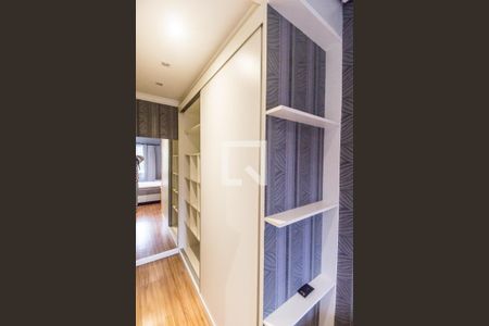 Apartamento à venda com 98m², 2 quartos e 2 vagasCloset da suíte