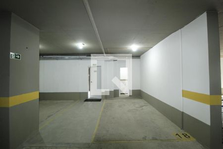 Garagem de apartamento à venda com 1 quarto, 56m² em Jardim São Pedro, Porto Alegre
