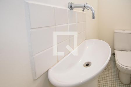 Lavabo de apartamento à venda com 1 quarto, 72m² em Vila Madalena, São Paulo